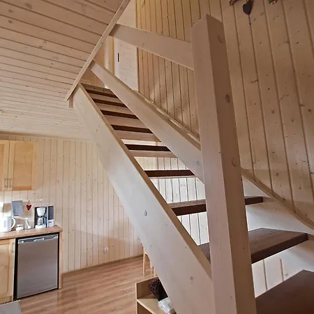 بيت خشبي Pirat Letniskowe بابولين