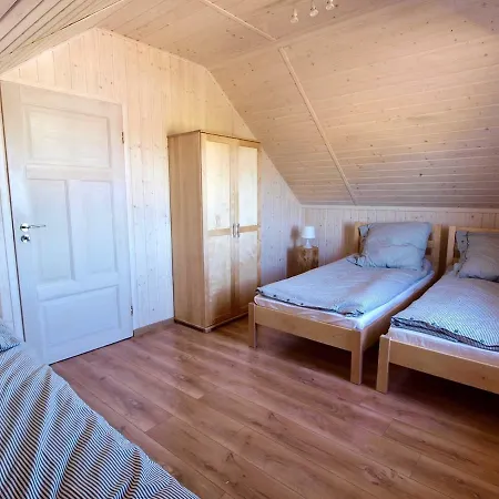 ロッジ Pirat Letniskowe ボボリン