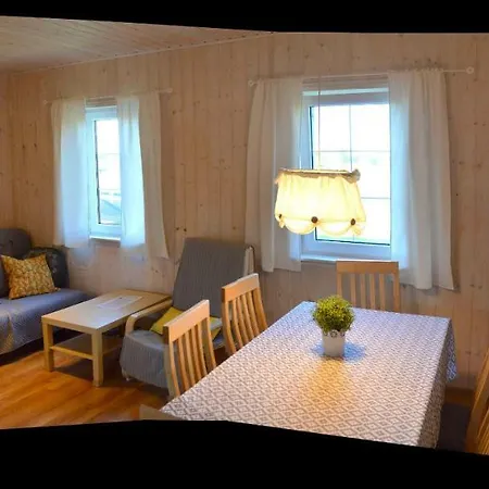 Pirat Letniskowe بيت خشبي